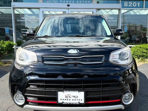 Used 2018 Kia Soul ! w/ Tech Package FWD image 2