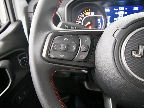 Used 2024 Jeep Wrangler Unlimited Rubicon image 18