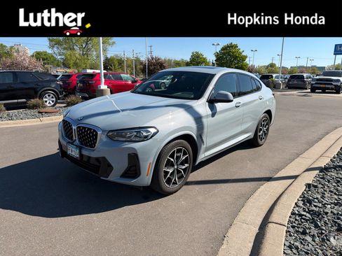 Used 2022 BMW X4 xDrive30i w/ M Sport Package 2 AWD/4WD image 1