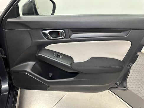 Certified 2022 Honda Civic LX image 36