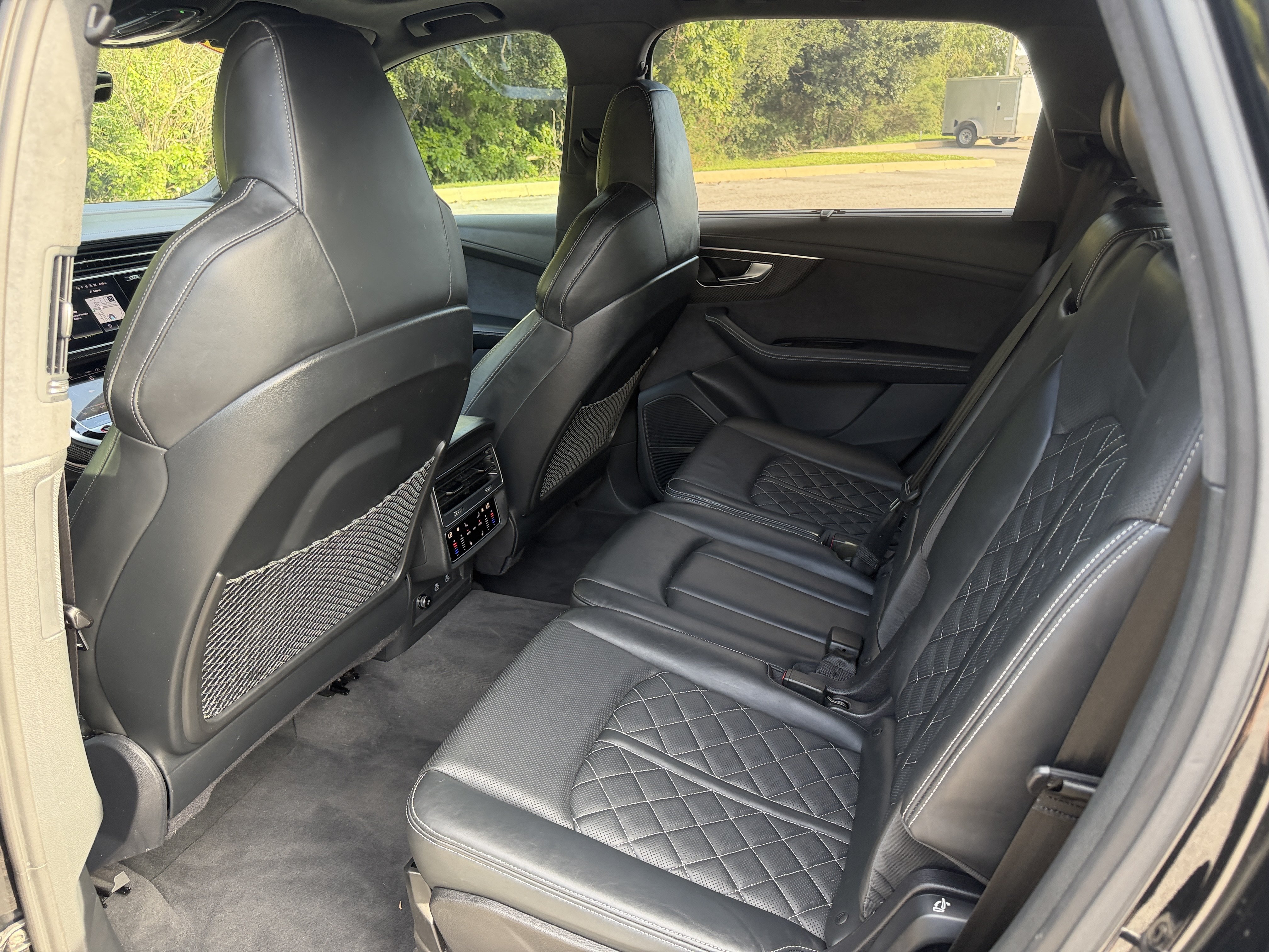 Used 2023 Audi SQ7 Prestige AWD/4WD image 18