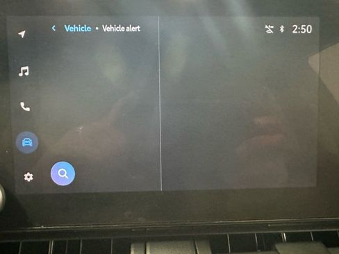 Used 2025 Toyota RAV4 XLE w/ Convenience Package image 32