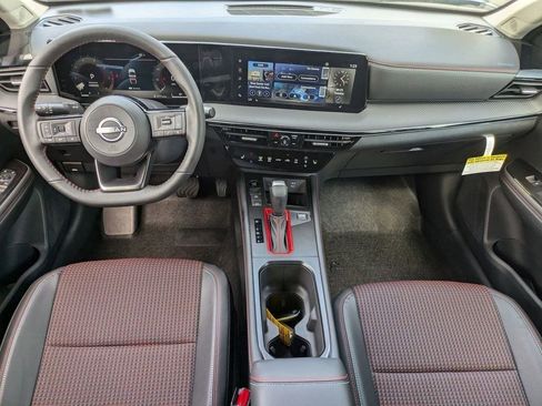 New 2025 Nissan Kicks SR w/ SR Premium Package AWD/4WD image 37