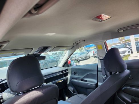 New 2026 Hyundai Kona SE image 14