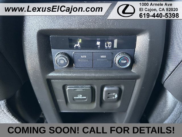 Used 2022 Chevrolet Traverse RS w/ LPO, Cargo Package FWD image 24