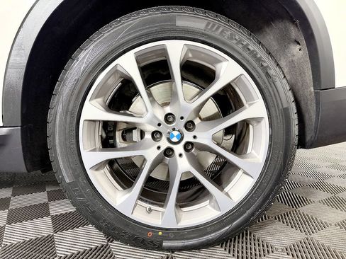 Used 2023 BMW X5 xDrive40i AWD/4WD image 27