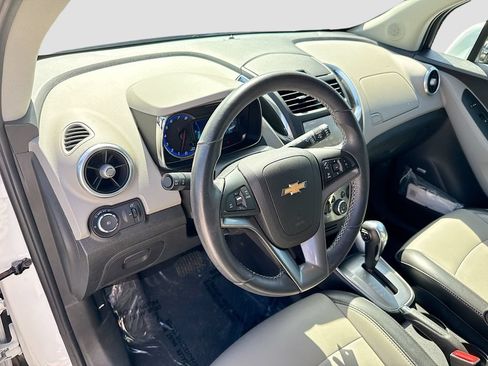 Used 2016 Chevrolet Trax LTZ FWD image 24