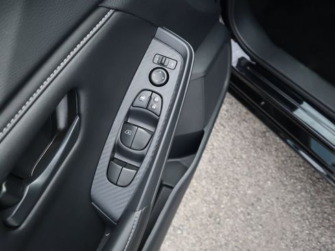 Used 2025 Nissan Sentra S image 17