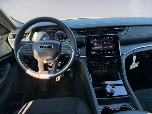 New 2025 Jeep Grand Cherokee Laredo X w/ MOPAR Finishing Package image 13