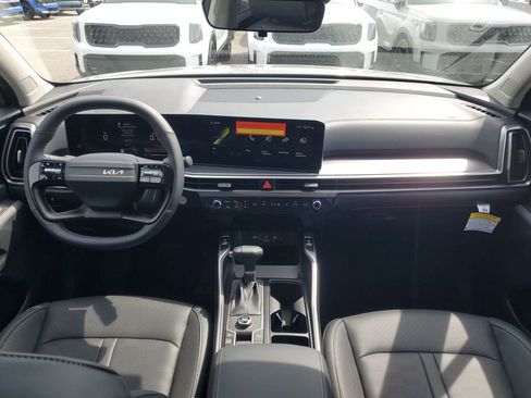 New 2026 Kia Sorento S w/ S Panoramic Sunroof Package image 17