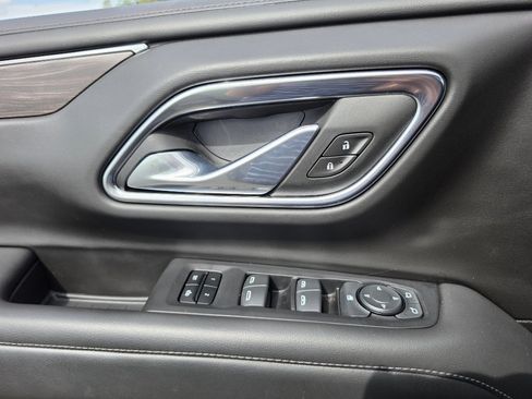 Used 2024 Chevrolet Tahoe Z71 AWD/4WD image 11
