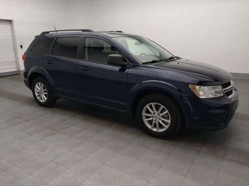 Used 2017 Dodge Journey SXT w/ Comfort/Convenience Group FWD image 11