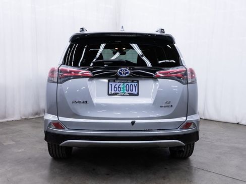 Used 2018 Toyota RAV4 SE w/ Advanced Technology Package AWD/4WD image 5