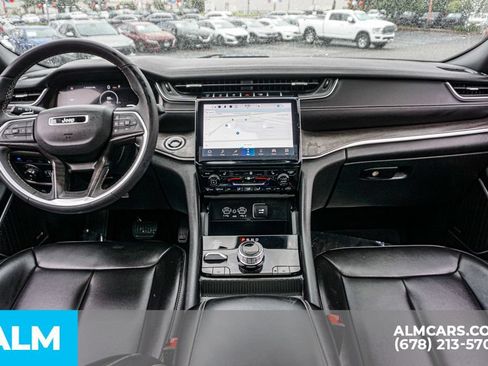 Used 2024 Jeep Grand Cherokee Limited 4xe AWD/4WD image 25