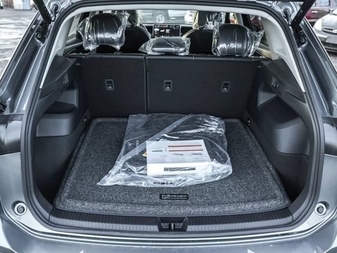 Used 2026 Volkswagen Tiguan SE AWD/4WD image 27
