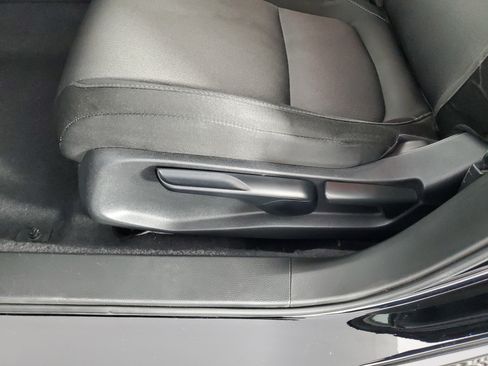 Certified 2022 Honda Accord LX image 31