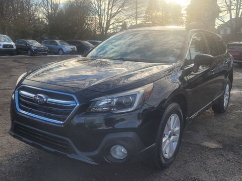 Used 2018 Subaru Outback 2.5i Premium image 4