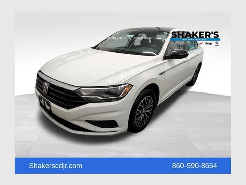 Used 2019 Volkswagen Jetta R-Line FWD image 1