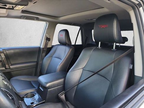 Used 2020 Toyota 4Runner TRD Off-Road Premium w/ Moonroof Package AWD/4WD image 13