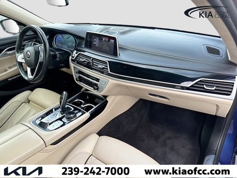 Used 2018 BMW ALPINA B7 xDrive image 14