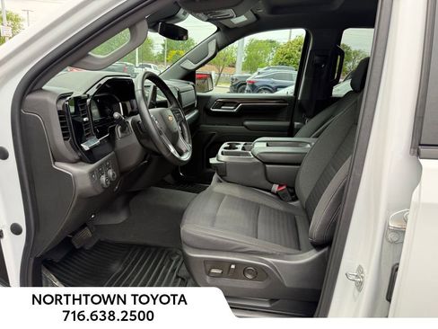 Used 2023 Chevrolet Silverado 1500 LT AWD/4WD image 10