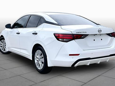 Certified 2025 Nissan Sentra S FWD image 11