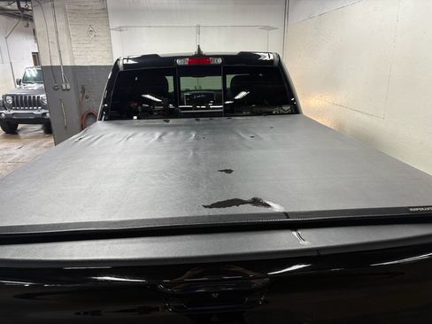 Used 2022 RAM 1500 Big Horn AWD/4WD image 10