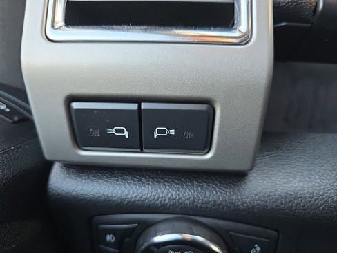 Used 2018 Ford F250 Lariat w/ Lariat Ultimate Package image 32