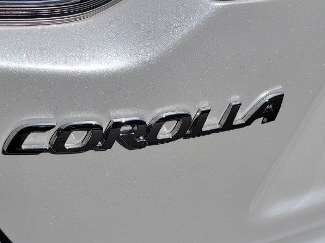 Used 2025 Toyota Corolla LE FWD image 23