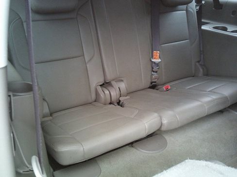 Used 2017 Chevrolet Suburban Premier AWD/4WD image 28