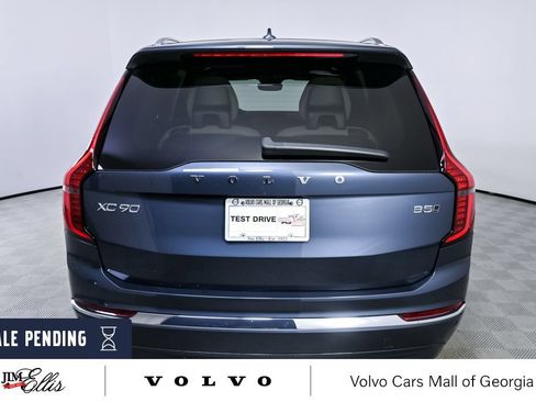 Certified 2025 Volvo XC90 B5 Core w/ Climate Package AWD/4WD image 30