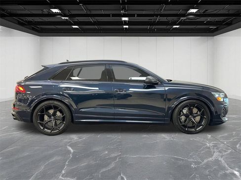 Used 2025 Audi RS Q8 performance image 10