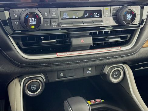 New 2026 Toyota Grand Highlander FWD image 21