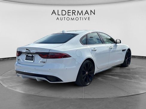 Used 2021 Jaguar XF R-Dynamic SE AWD/4WD image 6