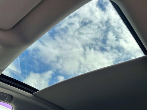 Used 2023 Acura RDX image 15