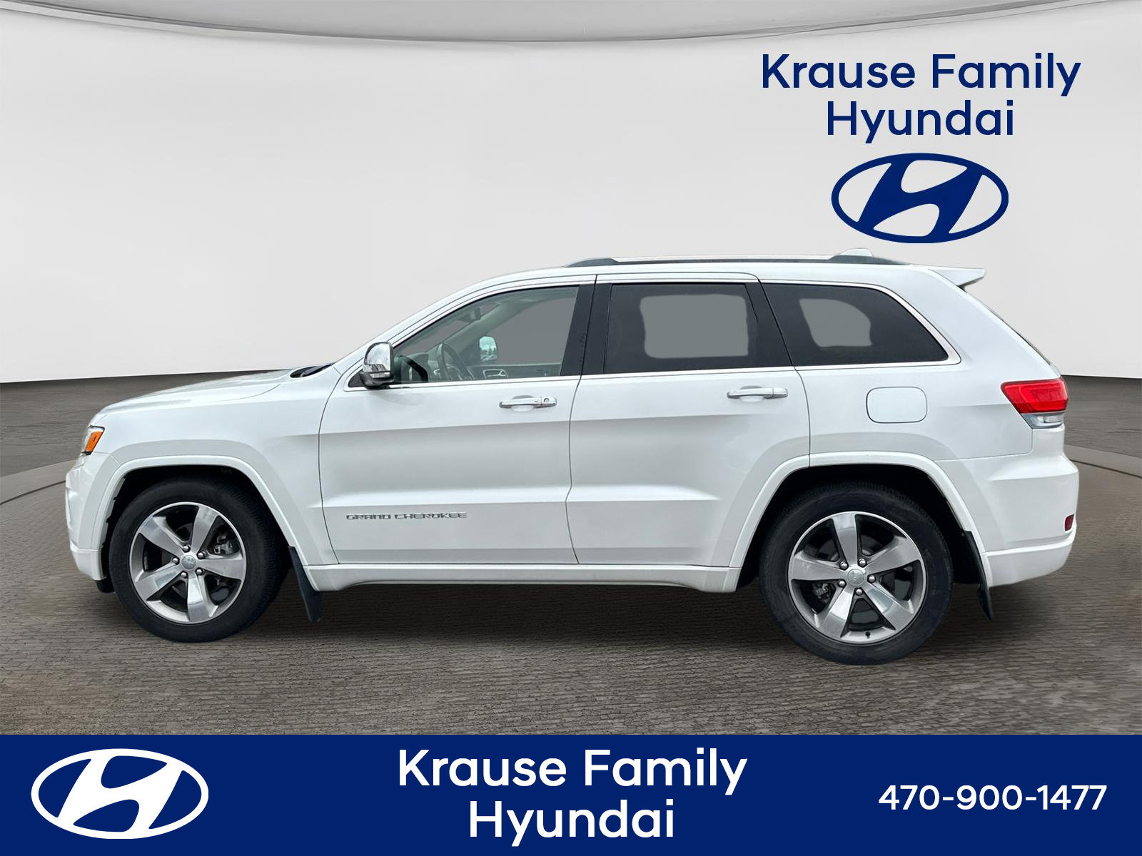 Used 2016 Jeep Grand Cherokee Overland AWD/4WD image 4