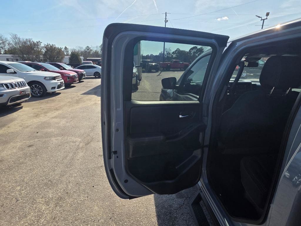 Used 2023 Nissan Frontier Pro-X w/ Pro Convenience Package RWD image 9