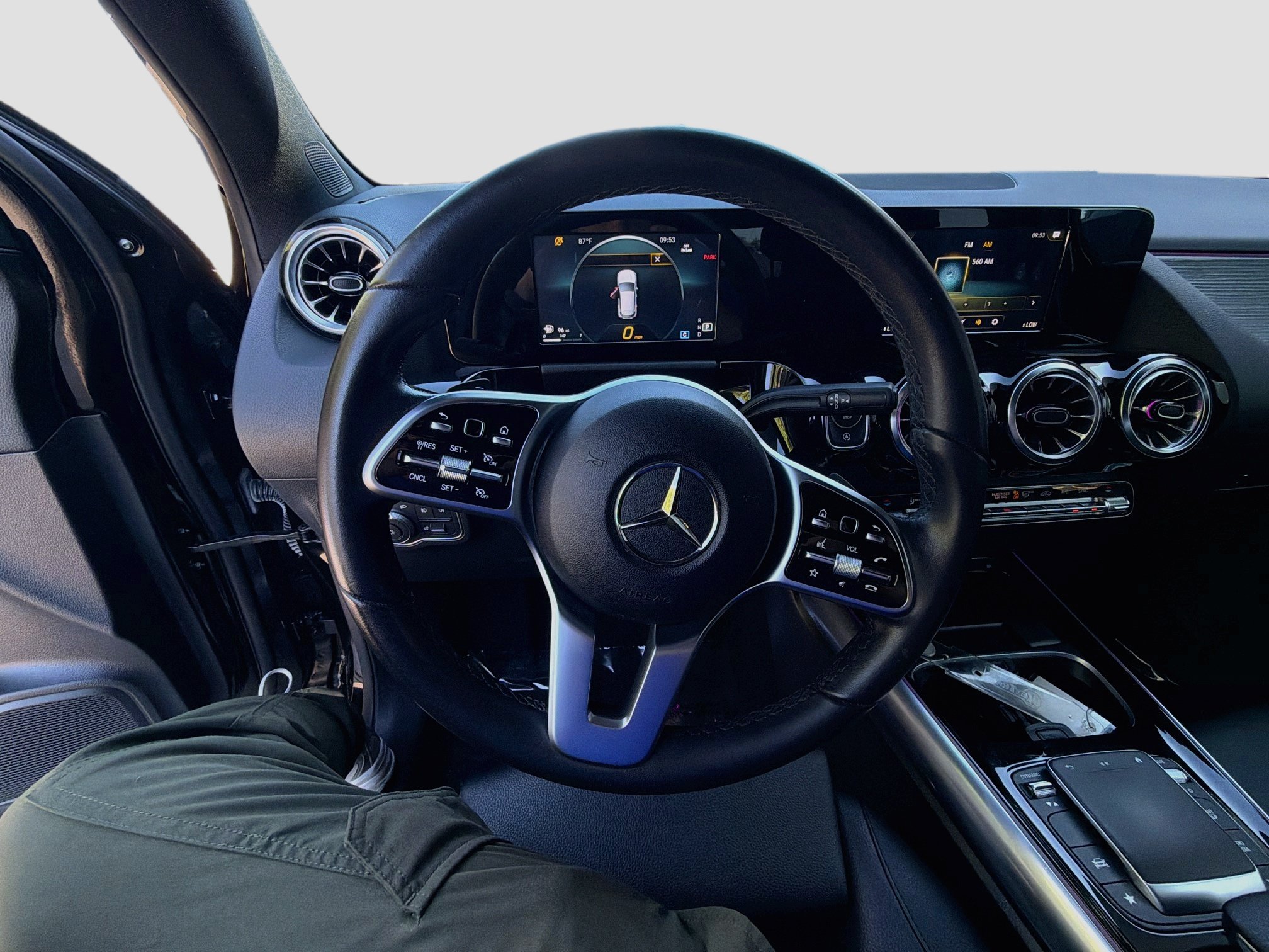 Used 2023 Mercedes-Benz GLA 250 image 8