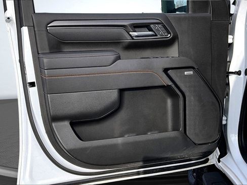 Used 2025 GMC Sierra 3500 AT4 w/ AT4 Premium Plus Package image 25