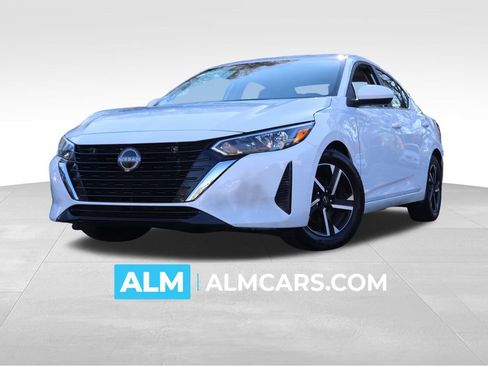 Used 2024 Nissan Sentra SV image 1