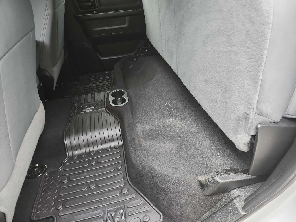 Used 2018 RAM 2500 Tradesman w/ Chrome Appearance Group AWD/4WD image 31