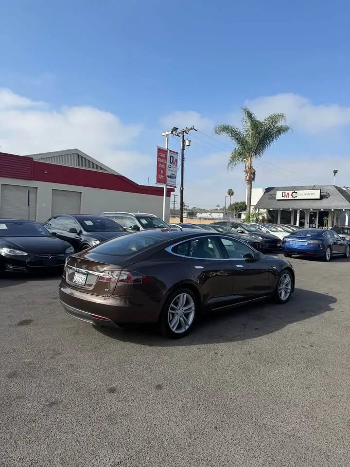 Used 2014 Tesla Model S 60 RWD image 4