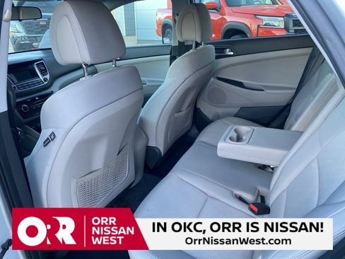 Used 2017 Hyundai Tucson SE image 15