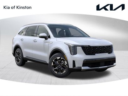 New 2025 Kia Sorento S