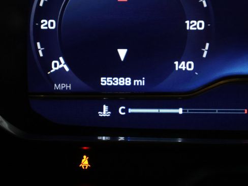 Used 2023 Chevrolet Tahoe Z71 w/ Z71 Off-Road Package image 43