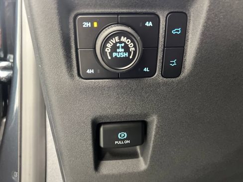 Used 2025 Ford Expedition Tremor AWD/4WD image 66