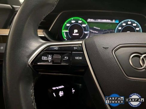 Used 2024 Audi Q8 e-tron Premium image 38