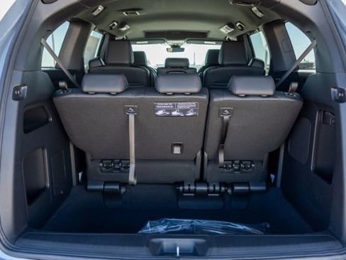 Used 2025 Honda Odyssey Sport-L image 12