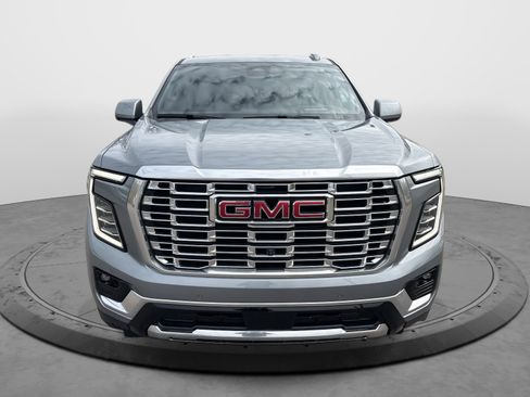 Certified 2025 GMC Yukon Denali image 2