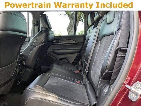 Used 2023 Jeep Grand Cherokee Altitude image 14